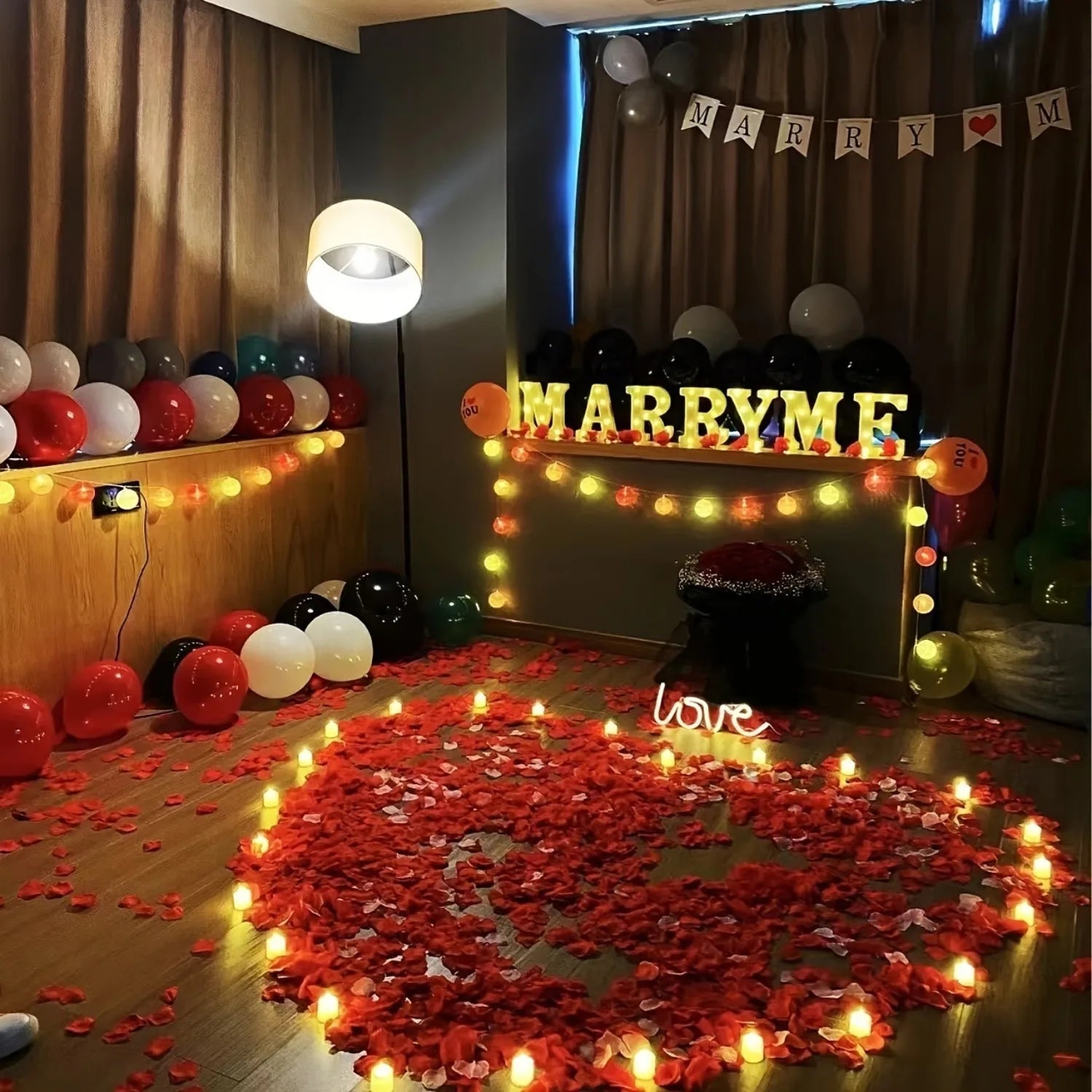 2000pcs Red Artificial Silk Rose Petals – Perfect for Valentine’s Day